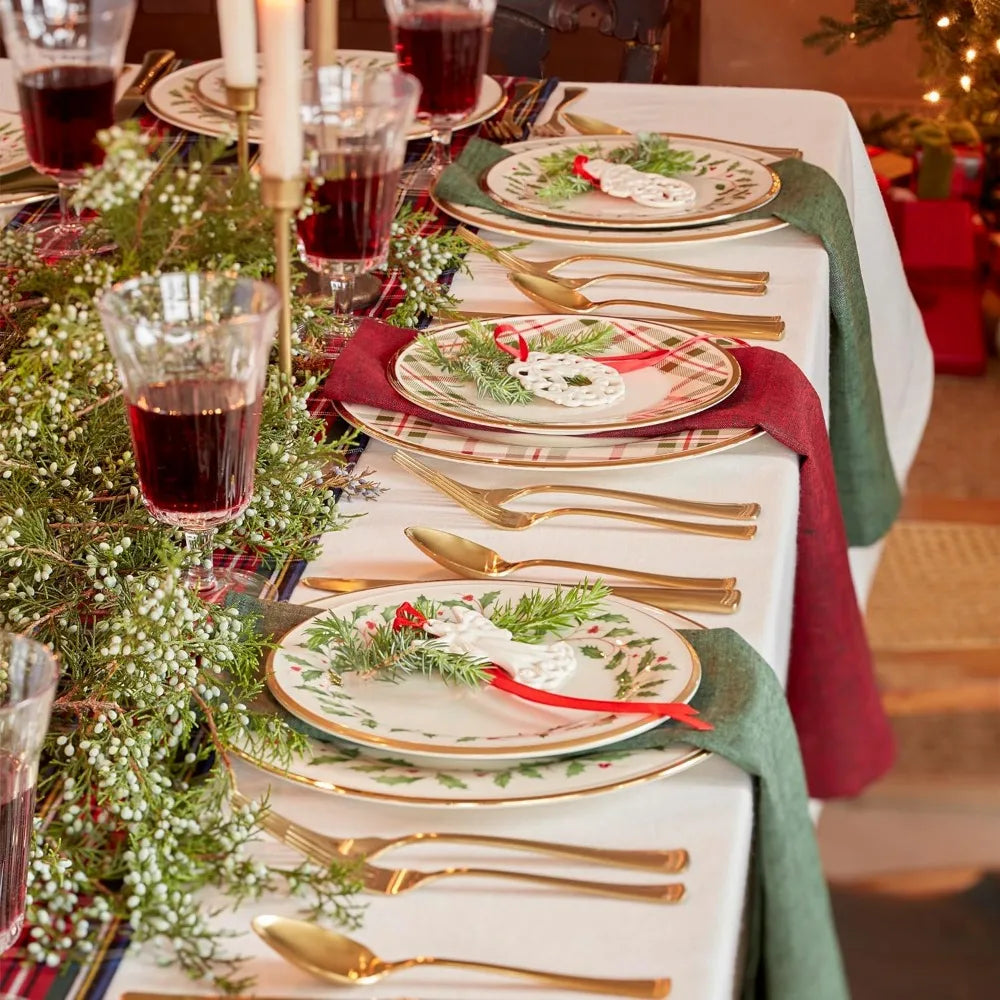 Plaid Dinner Plate Christmas 4 piece set